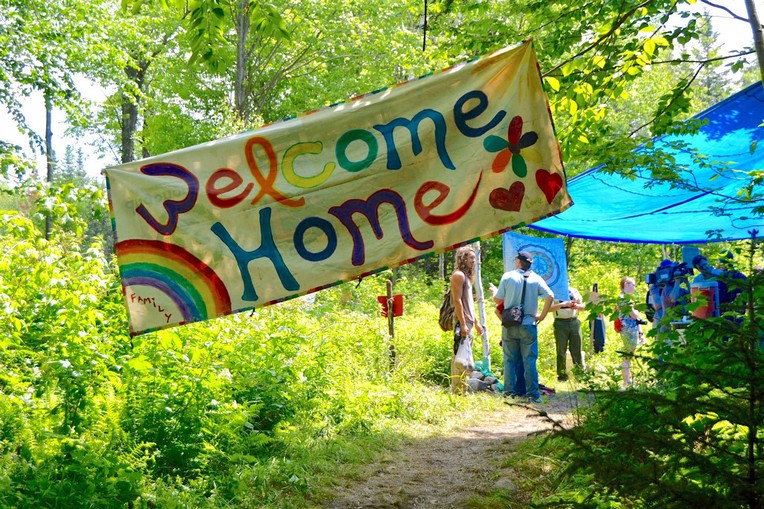 This is the road to another rainbow gathering, not in pyrenees